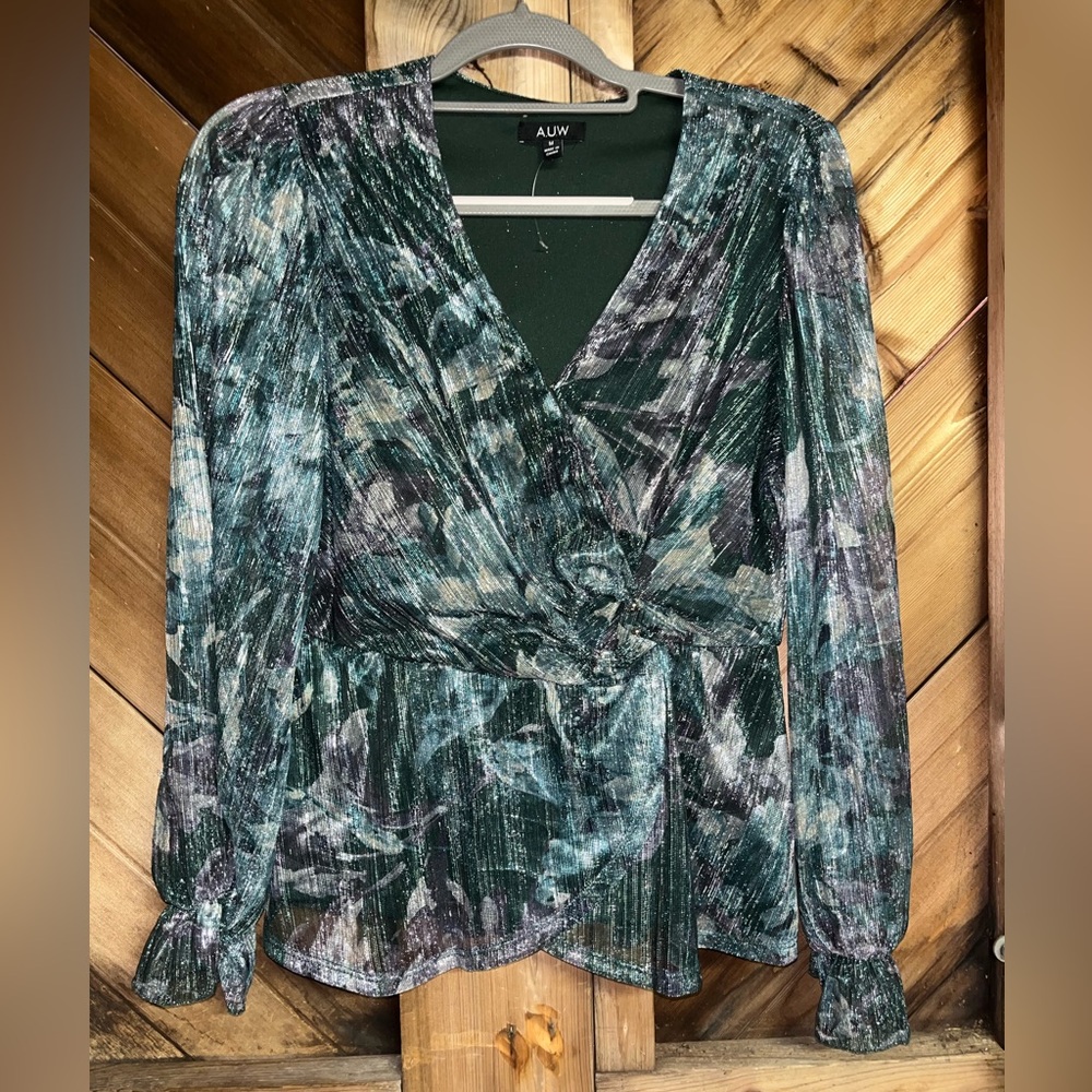 NWT AUW brand dress blouse